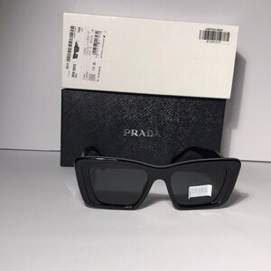 New Authentic Prada Black Square Oversize Sunglasses